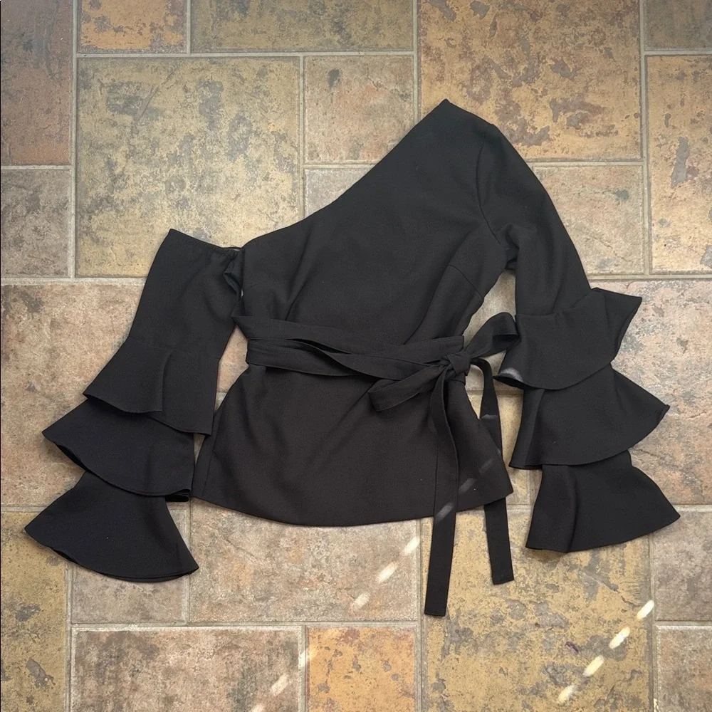 Elegant Black One-Shoulder Ruffle Top - Picture 2 of 4